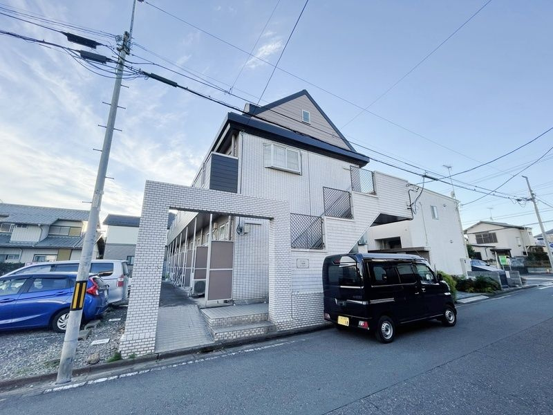 ふじみ野市清見２丁目の賃貸マンションのエントランス
