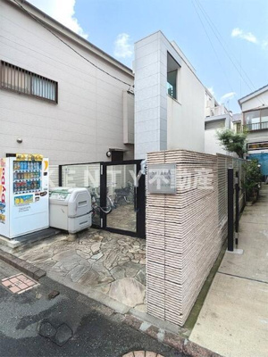 【エントランス】 | ＳＴＥＬＬＡ洗足池 | 毎日通るエントランスはこのようになっています