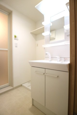 ADC鳥栖エクラの洗面所|広い洗面スペースです★