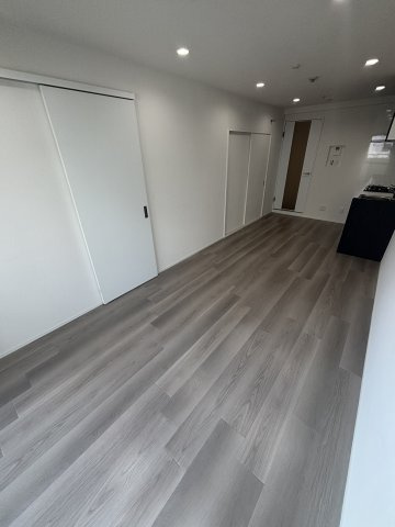 ロイヤル西宮の居間・リビング