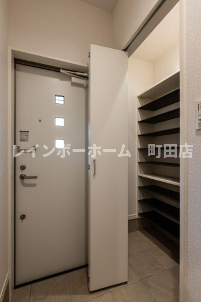 ゼフィール トリトス※初期費用分割後払いサービス利用可能物件の玄関