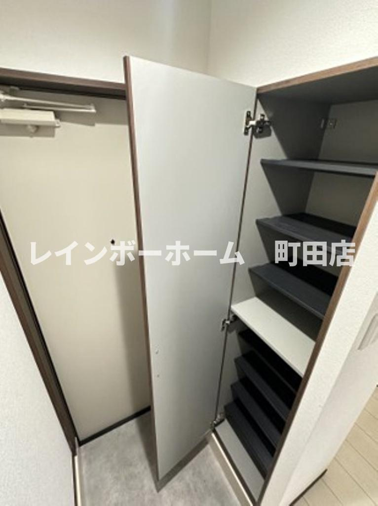 ベイルームルナ橋本※初期費用分割後払いサービス利用可能物件の玄関|同施工会社参考写真