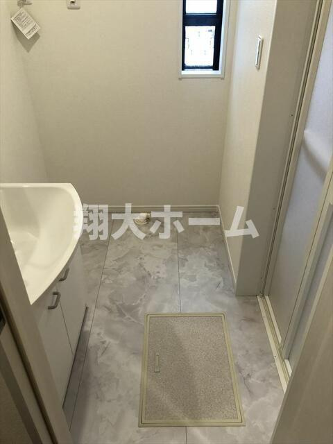クレスト飛鳥山の洗面所