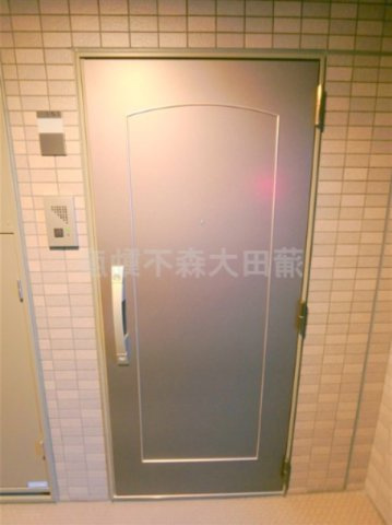 ルーブル蒲田南参番館の玄関