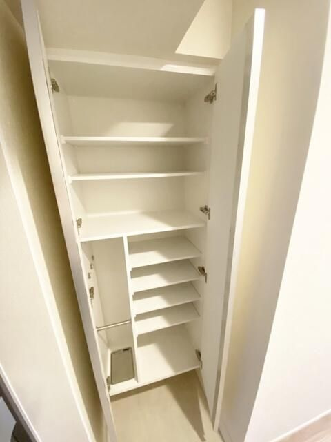ＳＨＯＫＥＮ　Ｒｅｓｉｄｅｎｃｅ横浜戸部の収納