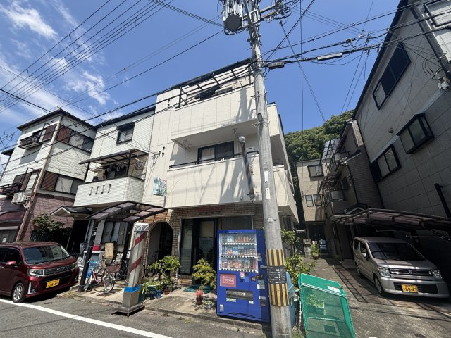 ビクトワール・シェルのその他