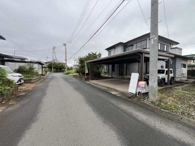 西村山郡河北町谷地字十二堂680-7の前面道路含む現地写真|8/30撮影