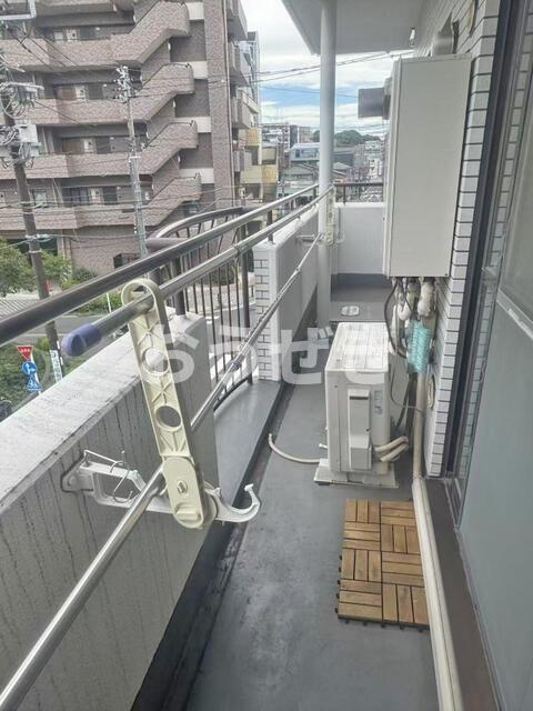 グレイス蒔田公園のバルコニー