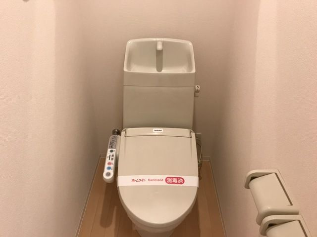 ベルゾーネ中村のトイレ