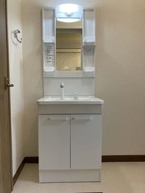 ルミエール等々力の独立洗面台