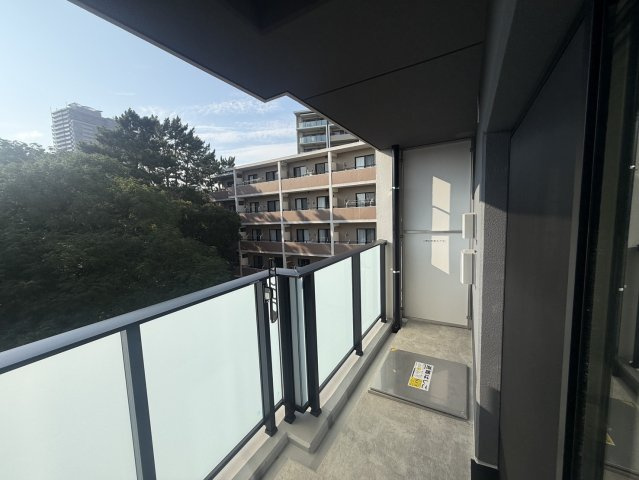 LEGALAND+NISHINOMIYA PARKSIDEのバルコニー