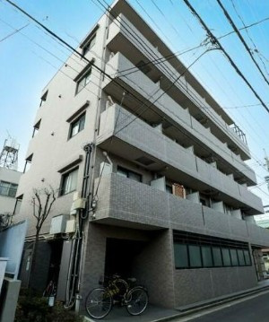 【外観】 | ルーブル西荻窪 | 鉄筋コンクリート造のがっちりとした建物。