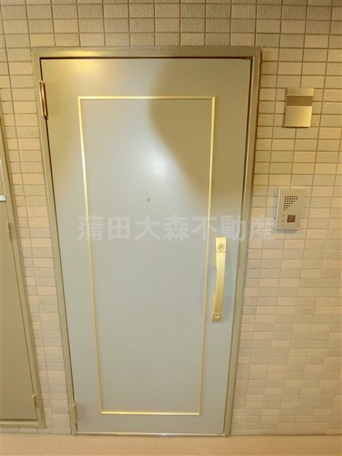 ルーブル東蒲田の玄関