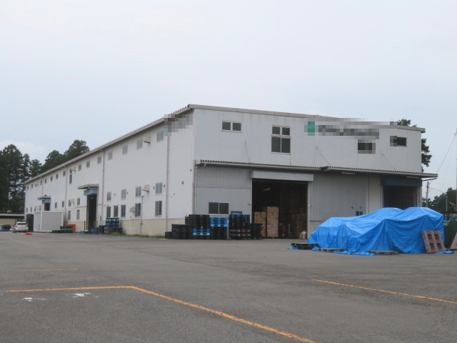 川越市大字笠幡の倉庫の外観