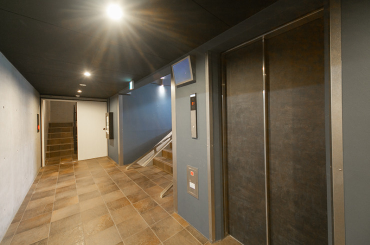 EMBELLIR中野富士見町のロビー