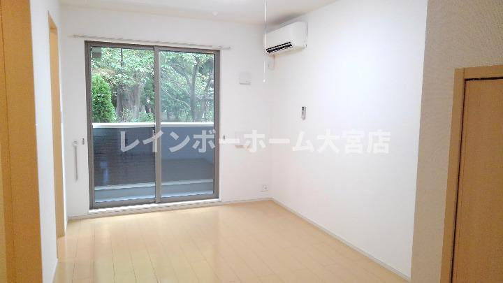 ベルソレイユ壱番館　の居間・リビング