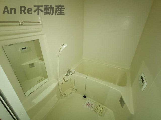 川口市大字安行吉蔵のアパートの浴室