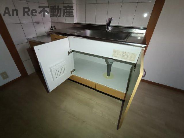 川口市大字安行吉蔵のアパートの内装