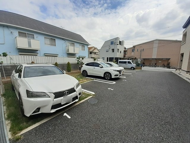 エトワール学文殿Ｂの駐車場