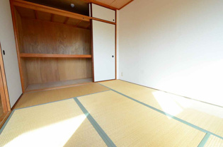 メゾン南塚口の和室