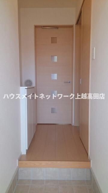 ソワージュ煌Ａの玄関|玄関（部分的参考103号室反転室内写真）