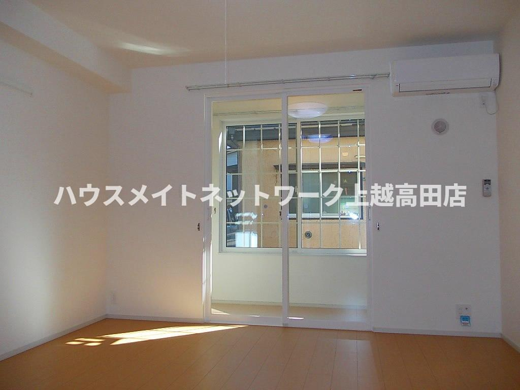 ソワージュ煌Ａの居間・リビング|洋室7.5帖