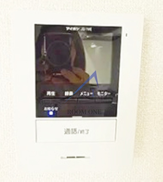 サンモール四季Ⅱのセキュリティ|モニター付きインターホンです。