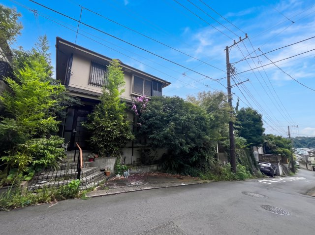 緑豊かな住宅街　整形地