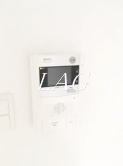 【セキュリティ】 | レガリス品川南大井パークサイド | モニター付きインターホンです。