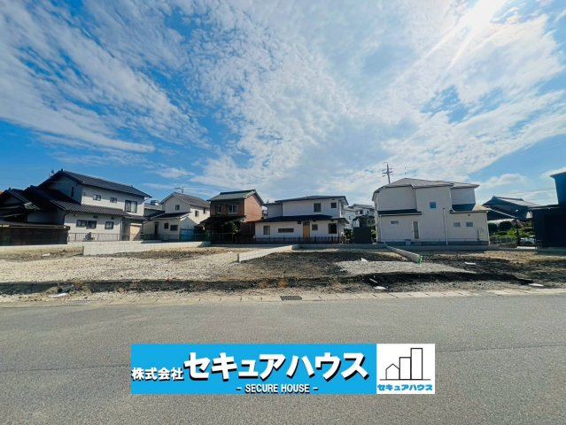 【同施工物件ご案内可能】日進市藤塚3丁目　全4棟の外観|【現地外観写真】
◆未完成物件のため同施工物件ご案内可能！
◆駐車並列2台可能！オプション工事でカーポート設置などいかがでしょうか。その他にも、フェンスなどの「オプション工事」もご提案いたします♪