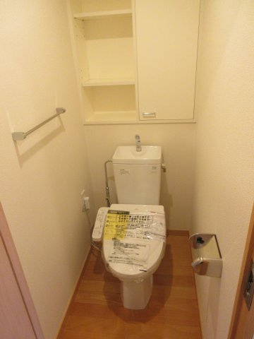 西新テングッドシティSAVOYのトイレ|落ち着いたトイレです