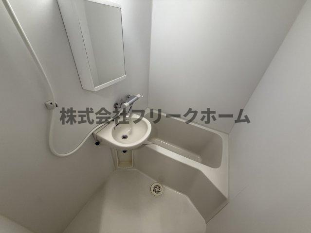 三鷹市上連雀３丁目の賃貸マンションの浴室