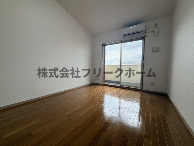 三鷹市上連雀３丁目の賃貸マンションの居間・リビング
