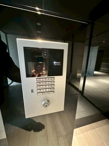 S-RESIDENCE難波大国町Unoのロビー