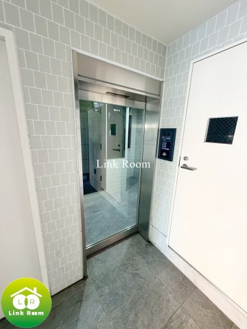 TOYO-ICHI APARTMENTのエントランス