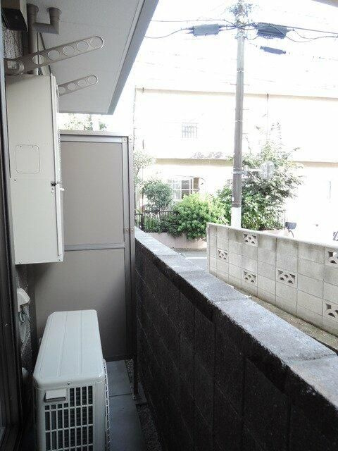 グレイス柿の木坂のバルコニー