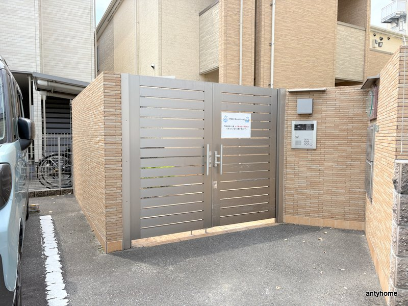カームリートスィーム　仲介手数料無料のエントランス