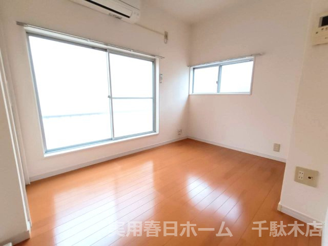 【居間・リビング】