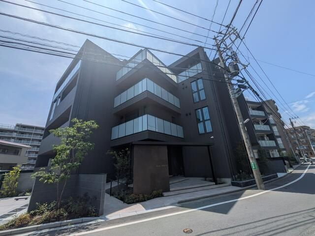 サンリュクス武蔵小杉の外観