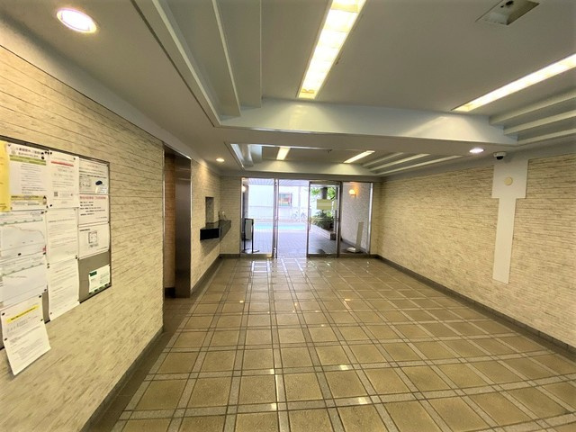 グリーンパーク南千住　２０１号室のエントランス