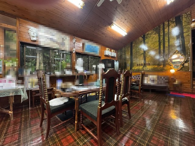 【居間・リビング】 | 東金市松之郷　こだわり満載　プール付き