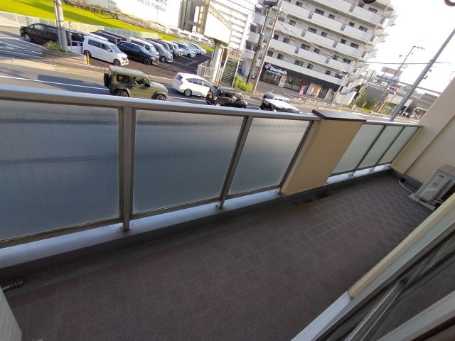箕面市百楽荘４丁目の店舗事務所