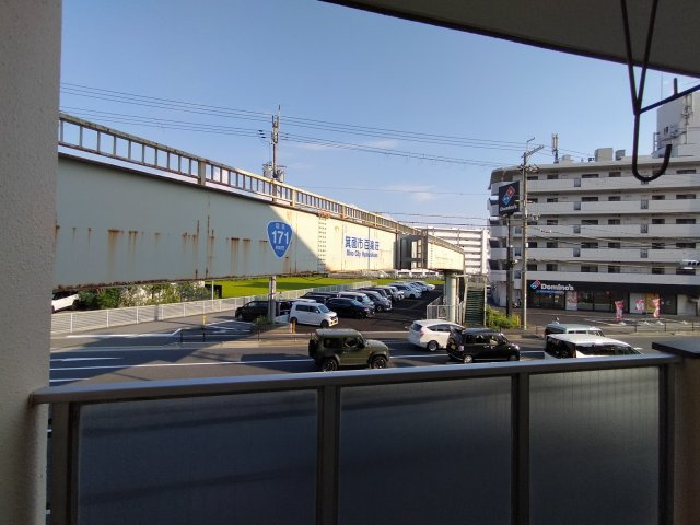 箕面市百楽荘４丁目の店舗事務所