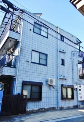 【外観】 | メゾン中野 | 鉄骨造のがっちりとした建物。