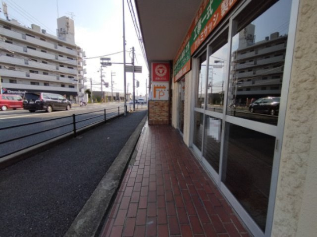 箕面市百楽荘４丁目の店舗事務所