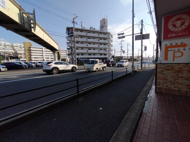 箕面市百楽荘４丁目の店舗事務所