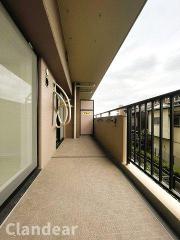 藤和シティコープ草加新田のバルコニー|ドキドキの新生活も、安心してスタート。ぴったりの住まいを見つけませんか？クランディアが一緒に住まい選びをサポートします‼　まずは、お気軽にお問合せください　＃クランディア