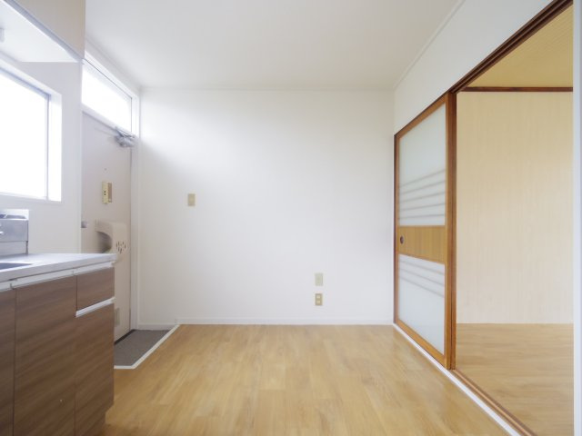 コーポレマンの居間・リビング