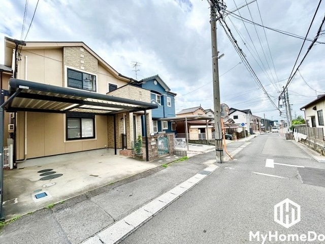 春日井市上田楽町の前面道路含む現地写真