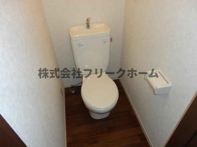 武蔵野市西久保１丁目のアパートのトイレ